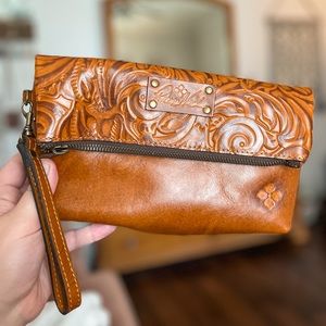 Patricia Nash Wristlet Clutch NWOT